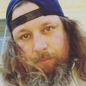 Meet your Posher, Clint